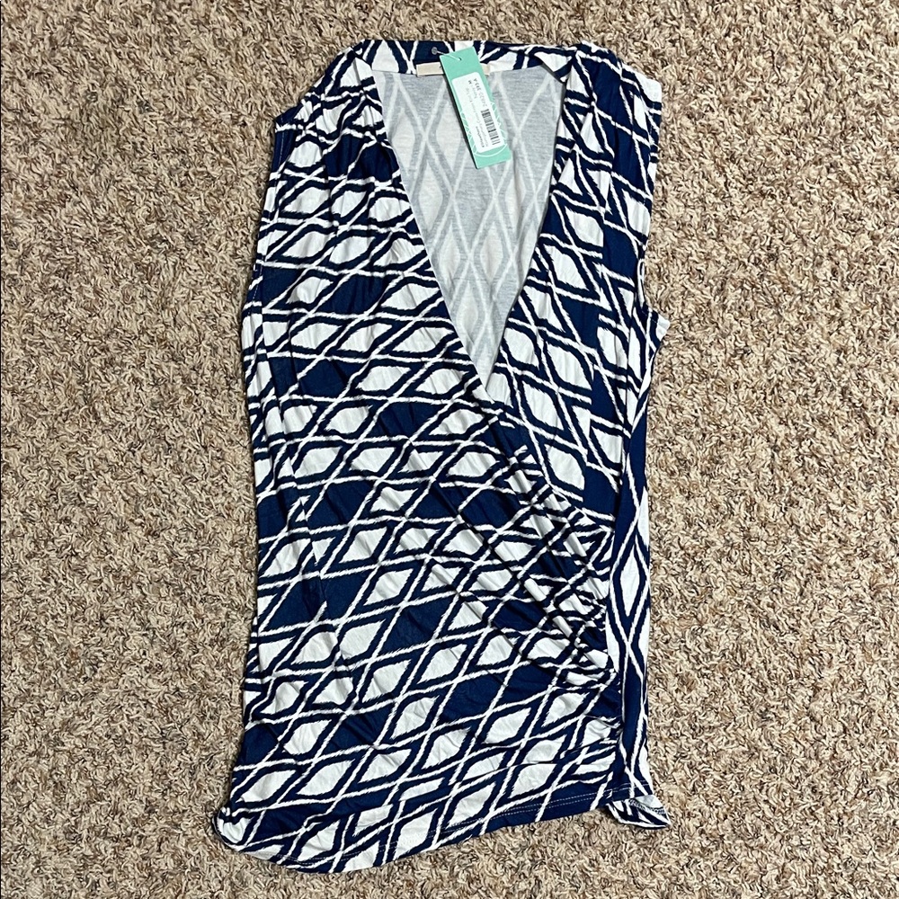 Navy and White Geometric Sleeveless Top